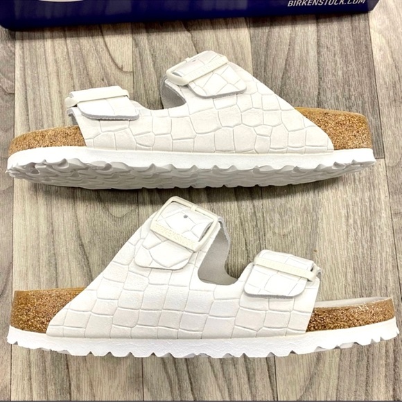 NEW Birkenstock Arizona BS In White Mono Croc - EU Size 38 / US Size 7/7.5 - Picture 6 of 6